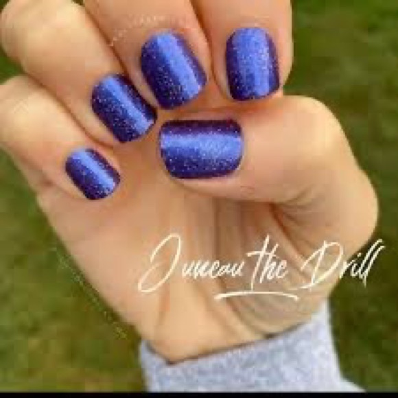🌸Sale:3/$30🌸 Color Street Nail Polish Strips. Shade: Juneau the Drill. NWT. - Picture 2 of 3